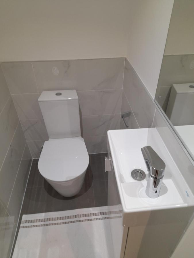 The Lennox D-Plus Apartments Akra Zewnętrze zdjęcie