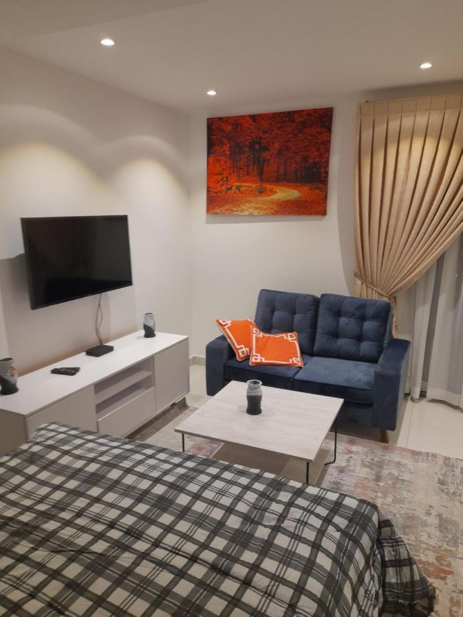The Lennox D-Plus Apartments Akra Zewnętrze zdjęcie